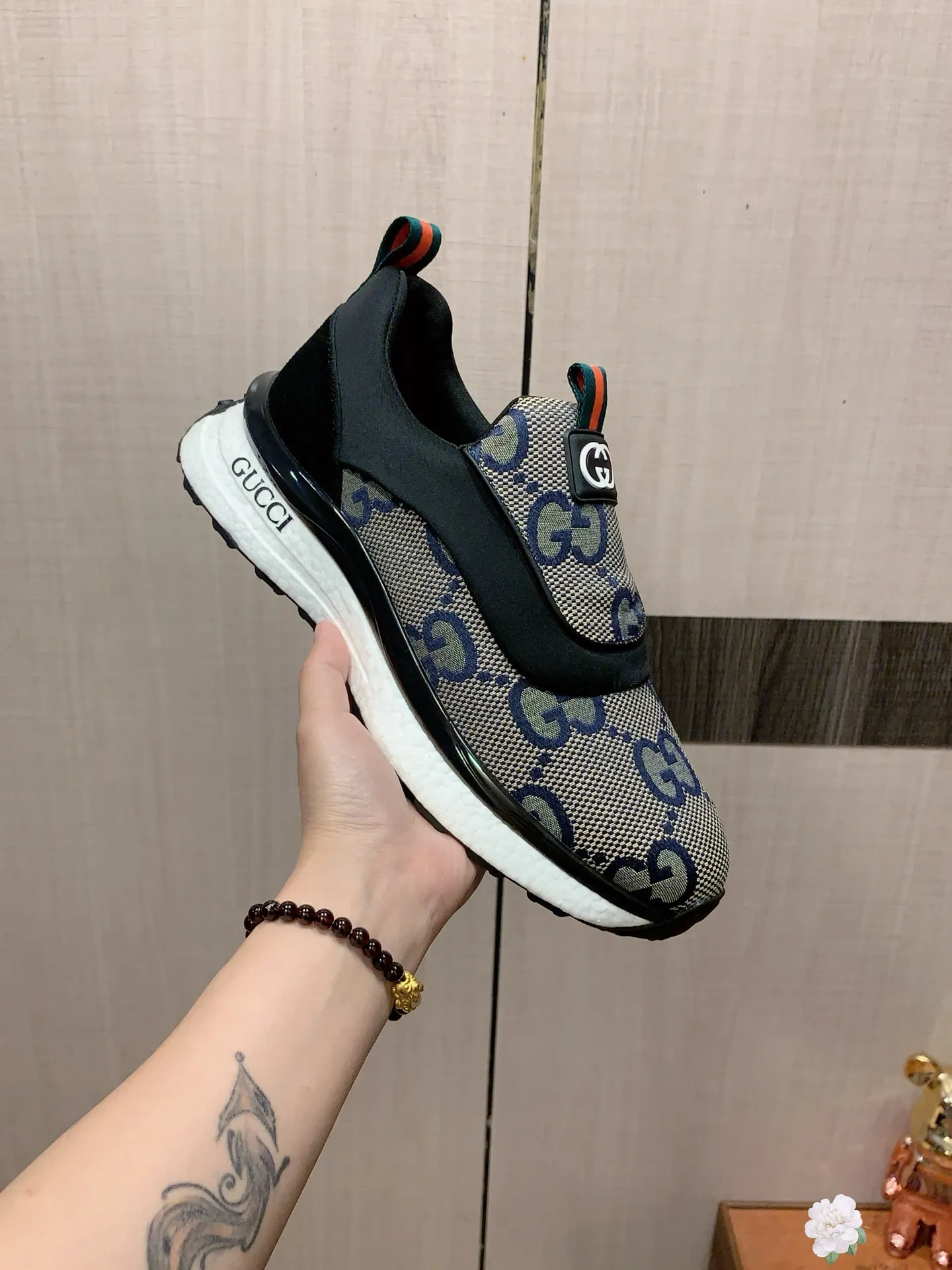 Men's men's shoes💰460💰💰🎩🎩[Lightning][Lightning] "Gucci*" The latest • popular casual shoes, top brand [seduce] luxury ~ purchasing agency, top ~ quality. [Strong] The upper is made of imported breathable cowhide with woven material ➕ breathable sheepskin feet (•) and fine workmanship. The original stylish and stylish soft rubber wear-resistant and non-slip outsole is light and comfortable on the feet. The real thing looks better when photographed. 004: Size: 38-44, 3️⃣ colors selected